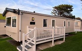 Newquay Bay Resort - Spacious - Sleeps 6 - Close To Porth Beach
